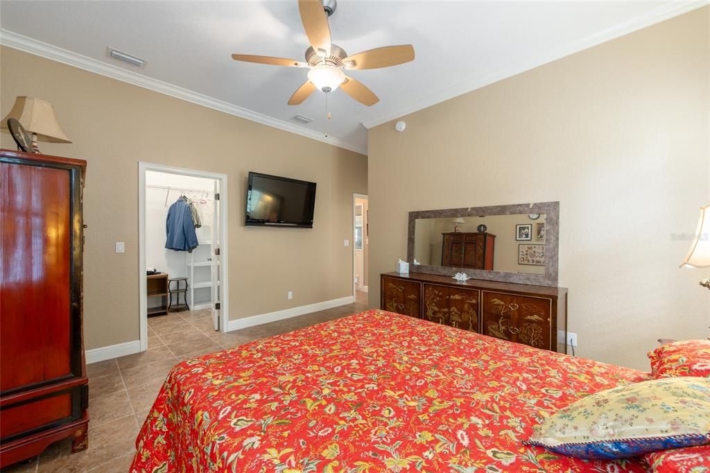 For Sale: $659,900 (3 beds, 3 baths, 2888 Square Feet)