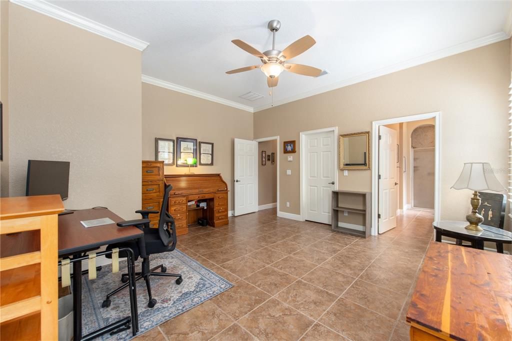 For Sale: $659,900 (3 beds, 3 baths, 2888 Square Feet)
