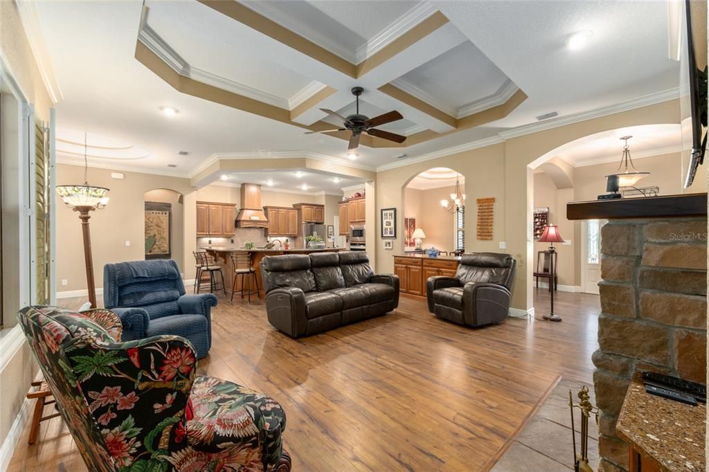 For Sale: $659,900 (3 beds, 3 baths, 2888 Square Feet)