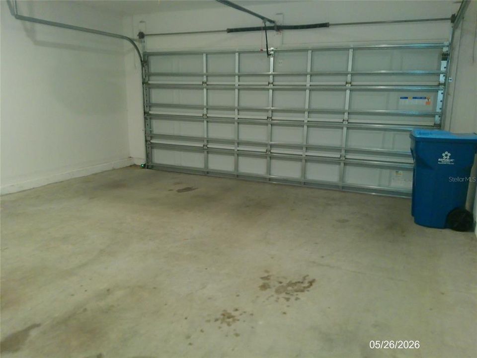 For Rent: $1,950 (3 beds, 2 baths, 1555 Square Feet)