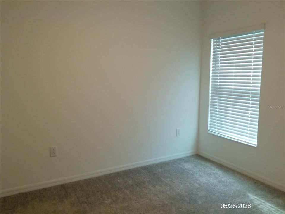For Rent: $1,950 (3 beds, 2 baths, 1555 Square Feet)