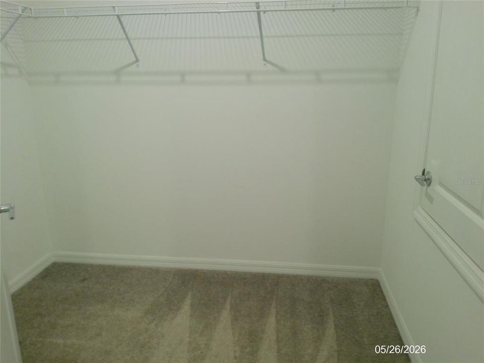 For Rent: $1,950 (3 beds, 2 baths, 1555 Square Feet)