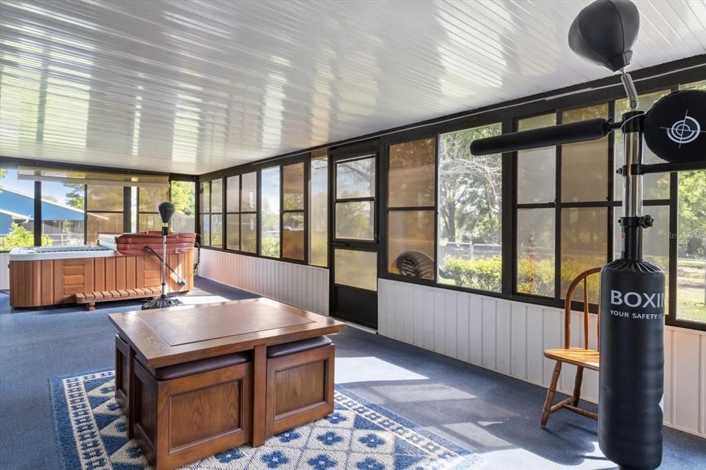 For Sale: $465,000 (4 beds, 2 baths, 1980 Square Feet)