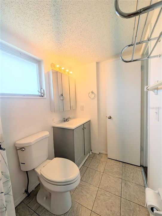В аренду: $1,600 (2 спален, 2 ванн, 1144 Квадратных фут)