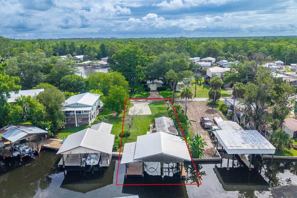 На продажу: $175,000 (0.14 acres)