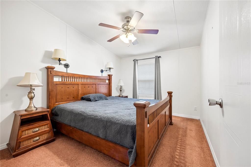 For Sale: $259,000 (4 beds, 2 baths, 2280 Square Feet)