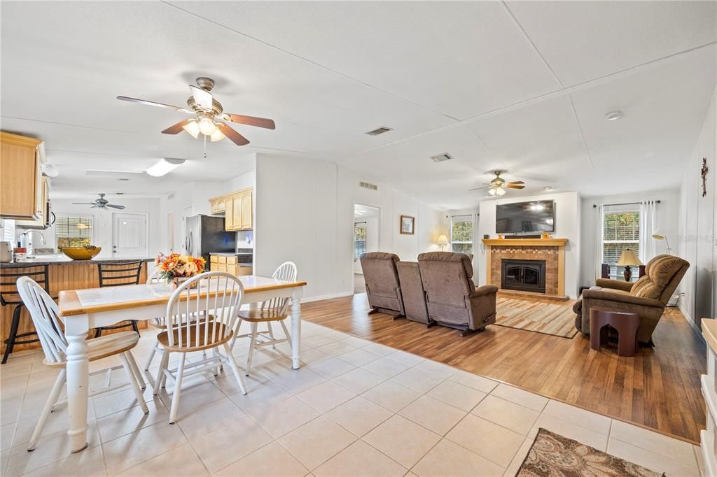 For Sale: $259,000 (4 beds, 2 baths, 2280 Square Feet)