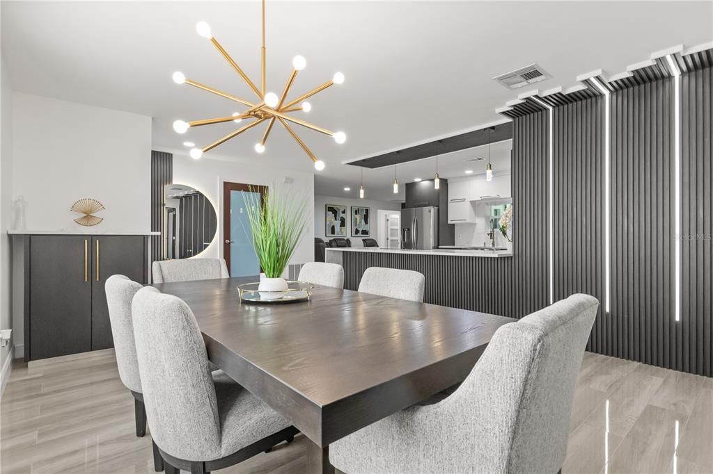 На продажу: $598,999 (3 спален, 2 ванн, 1733 Квадратных фут)