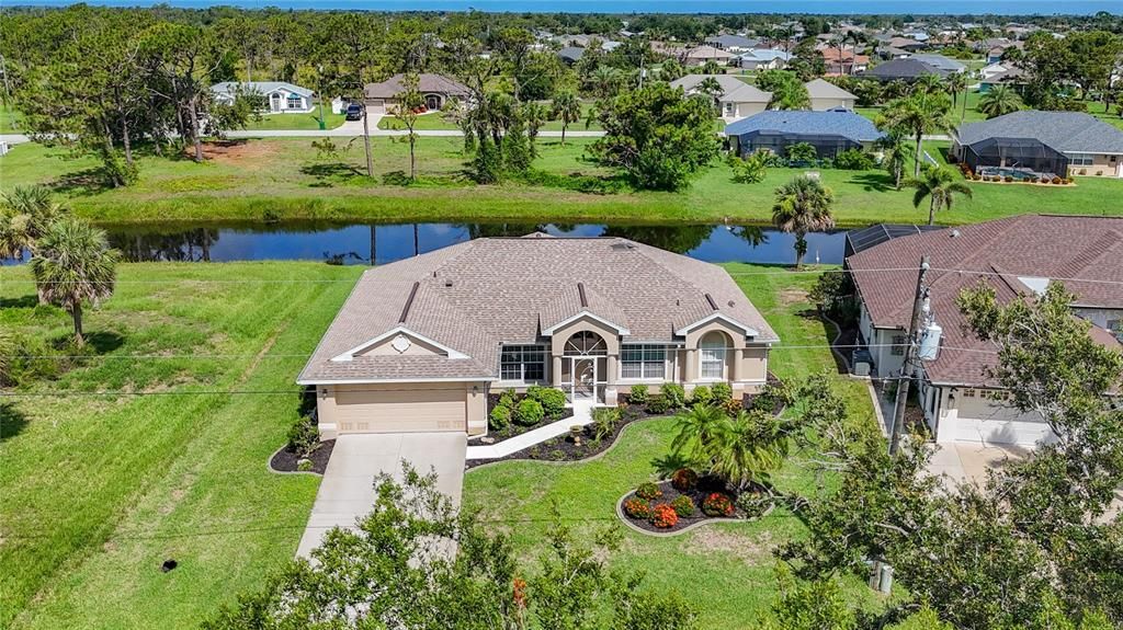 For Rent: $2,400 (3 beds, 2 baths, 2006 Square Feet)