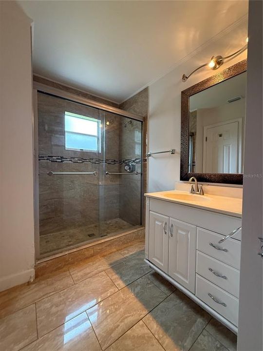 For Sale: $319,900 (2 beds, 2 baths, 1070 Square Feet)