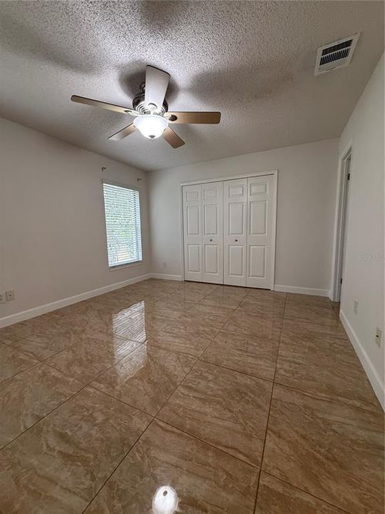 For Sale: $319,900 (2 beds, 2 baths, 1070 Square Feet)