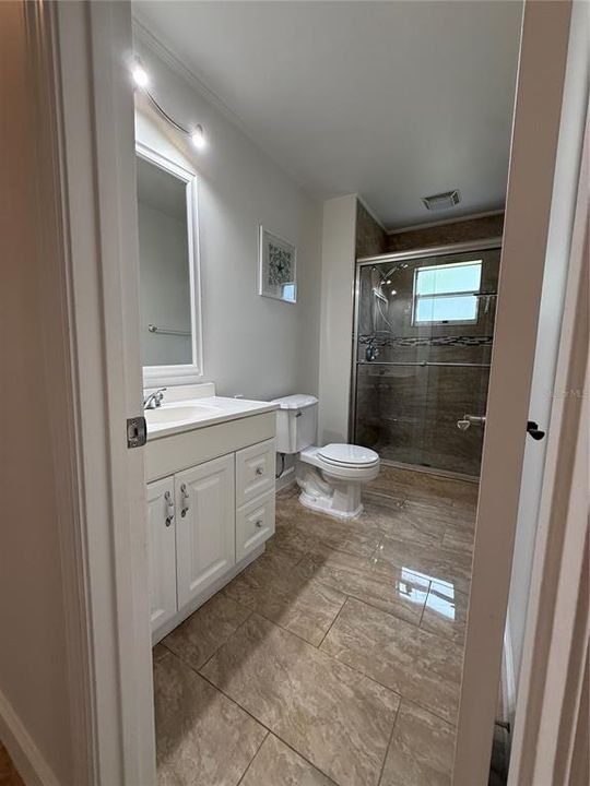 For Sale: $319,900 (2 beds, 2 baths, 1070 Square Feet)