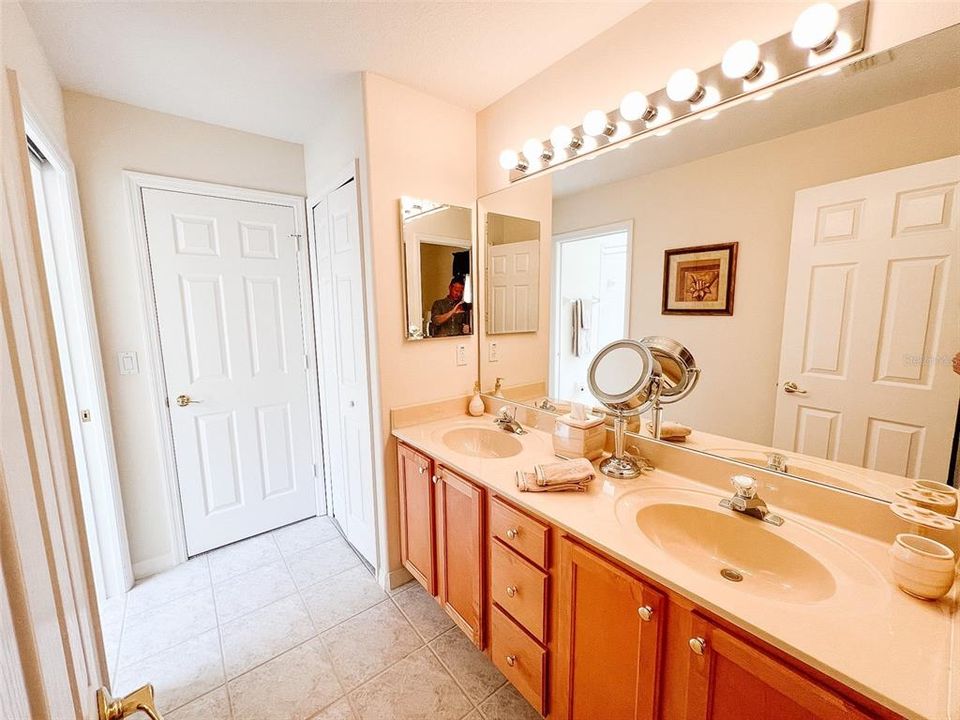 For Sale: $535,000 (4 beds, 3 baths, 2254 Square Feet)