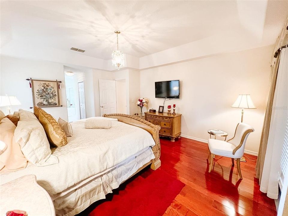 For Sale: $535,000 (4 beds, 3 baths, 2254 Square Feet)