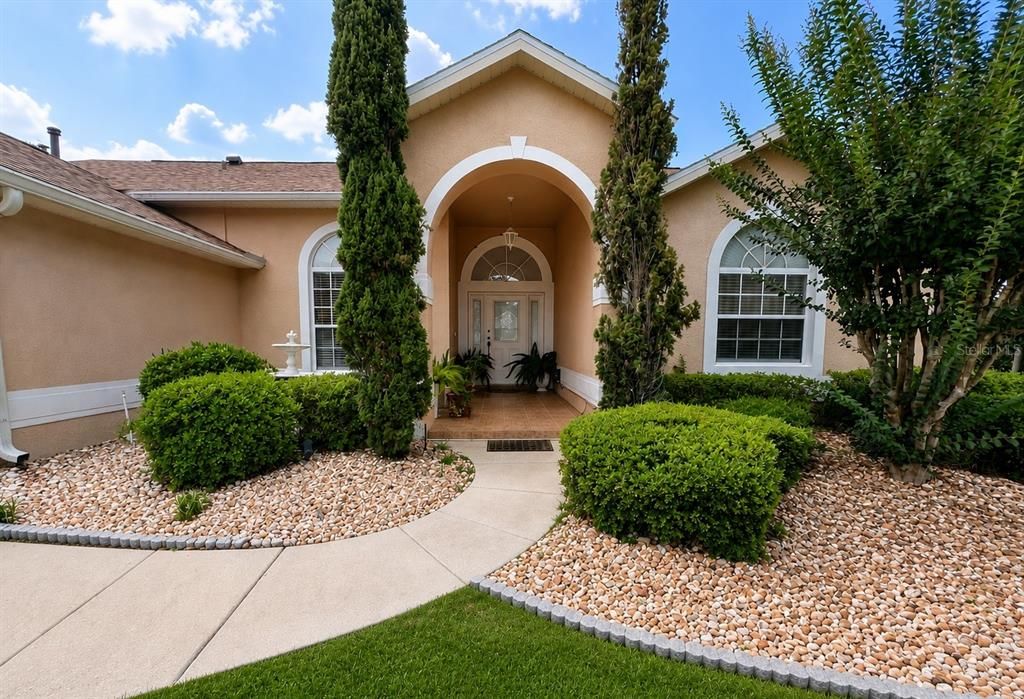 For Sale: $535,000 (4 beds, 3 baths, 2254 Square Feet)