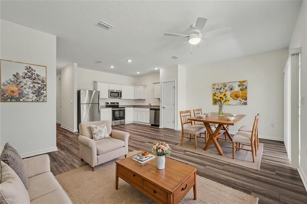 For Rent: $1,520 (3 beds, 2 baths, 1386 Square Feet)