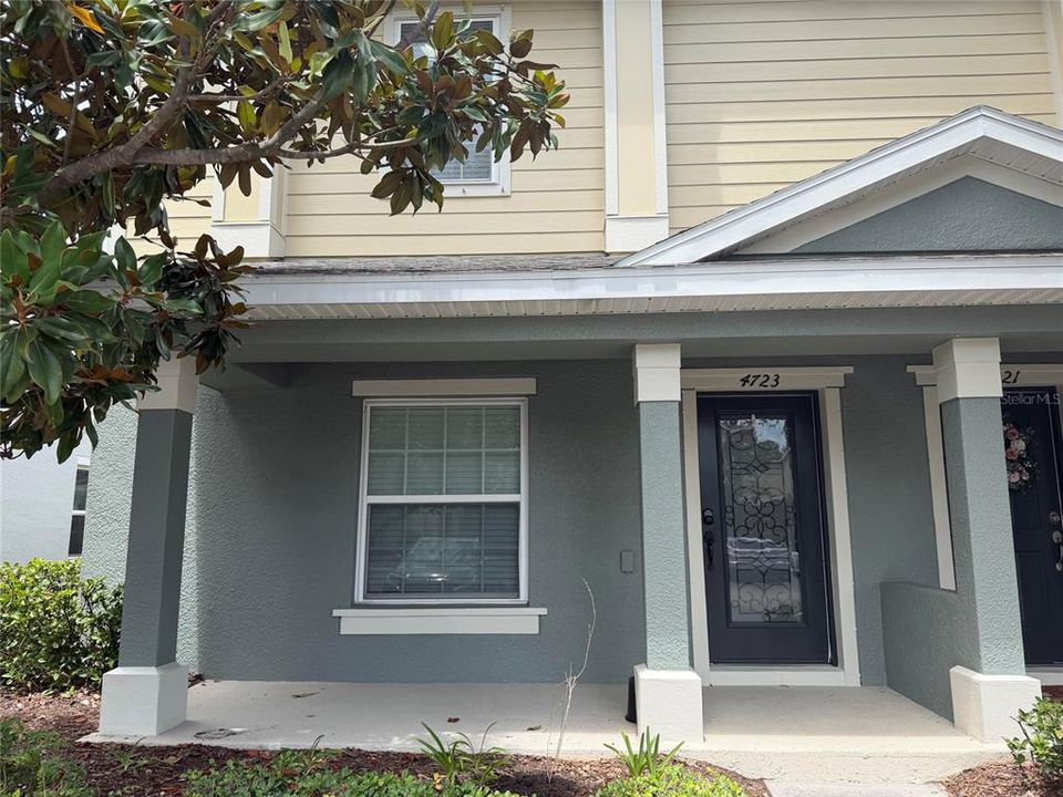 For Rent: $2,200 (2 beds, 2 baths, 1280 Square Feet)