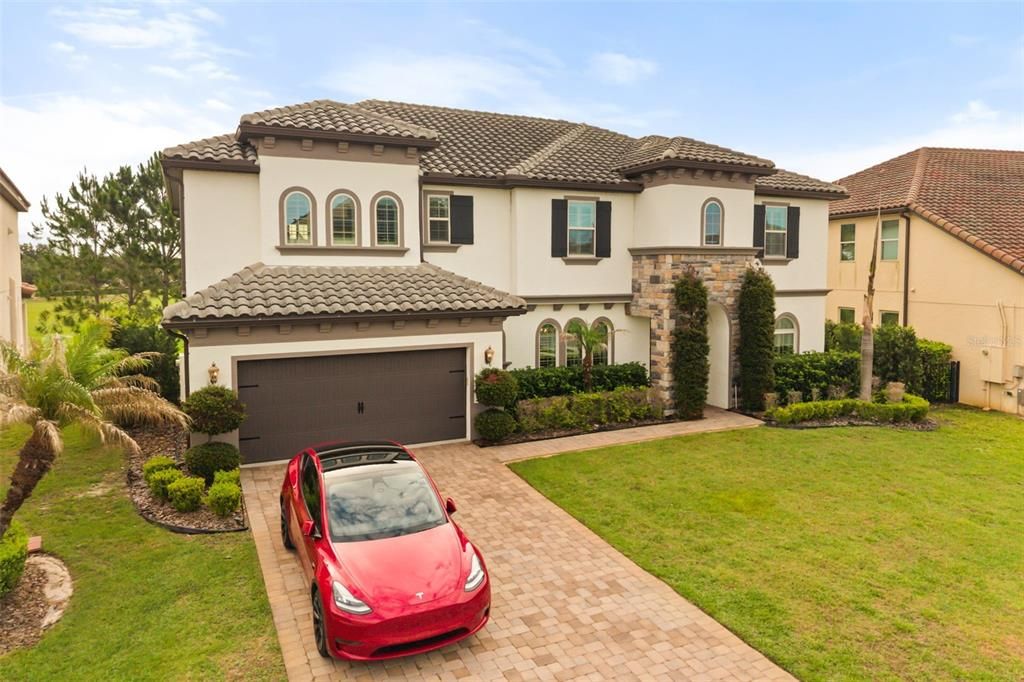 For Rent: $5,900 (4 beds, 3 baths, 3659 Square Feet)