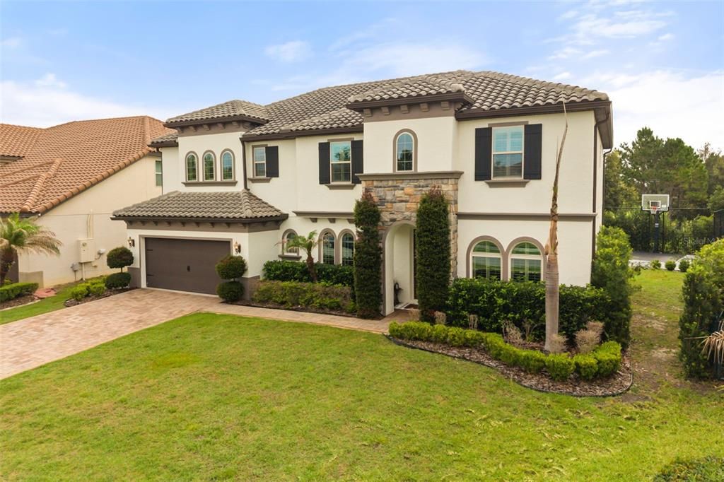 For Rent: $5,900 (4 beds, 3 baths, 3659 Square Feet)