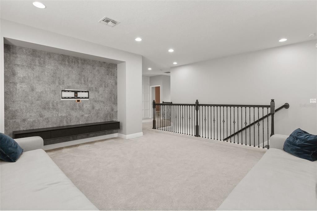 For Rent: $5,900 (4 beds, 3 baths, 3659 Square Feet)