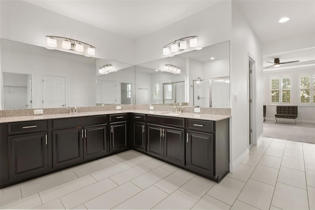 For Rent: $5,900 (4 beds, 3 baths, 3659 Square Feet)