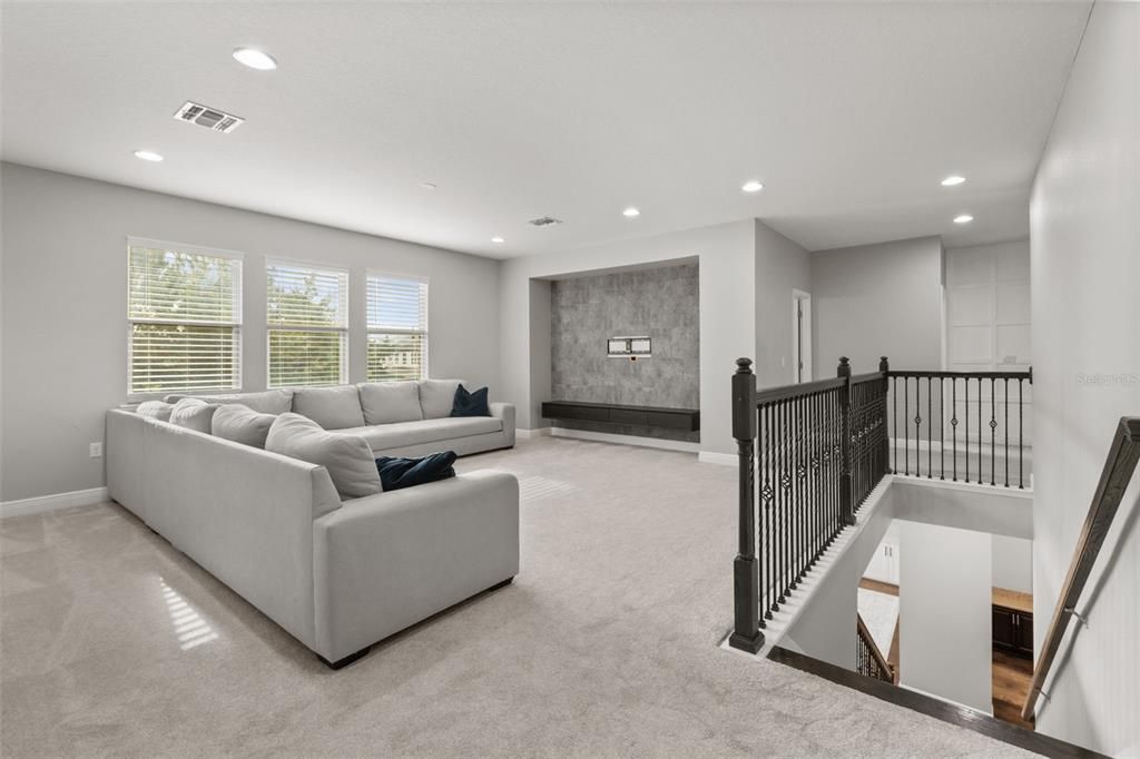 For Rent: $5,900 (4 beds, 3 baths, 3659 Square Feet)