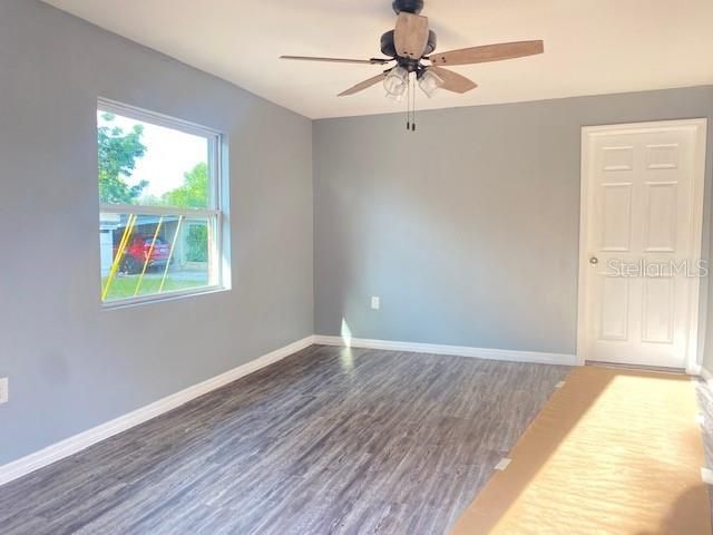 For Rent: $1,450 (3 beds, 1 baths, 1029 Square Feet)