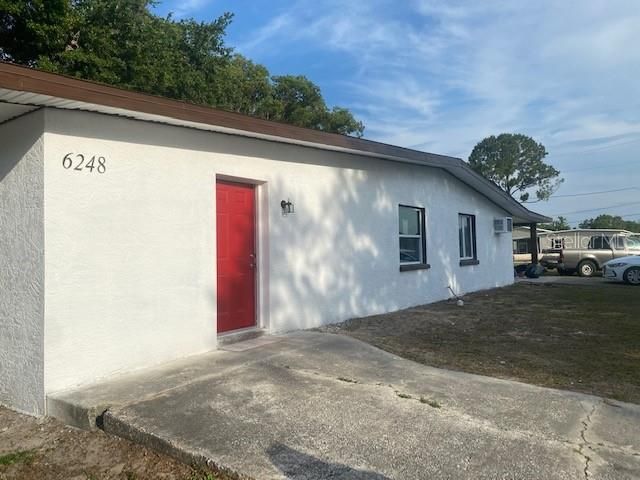 For Rent: $1,450 (3 beds, 1 baths, 1029 Square Feet)
