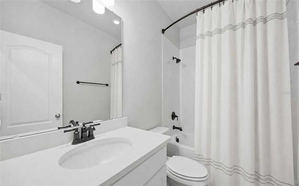 For Sale: $520,000 (3 beds, 2 baths, 1906 Square Feet)