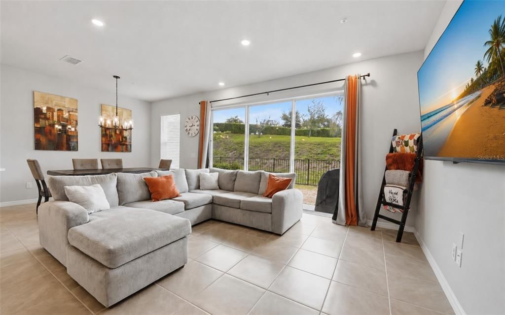 For Sale: $520,000 (3 beds, 2 baths, 1906 Square Feet)