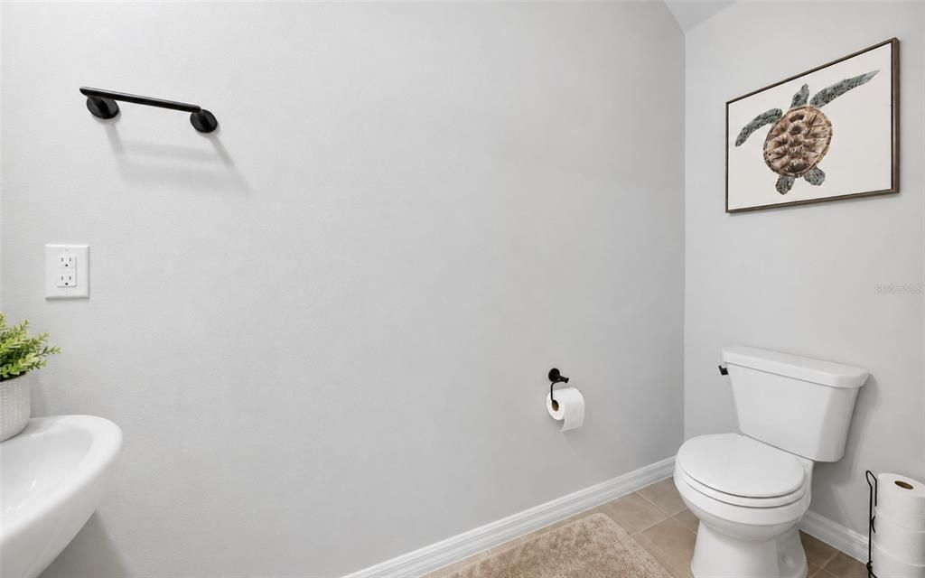 For Sale: $520,000 (3 beds, 2 baths, 1906 Square Feet)