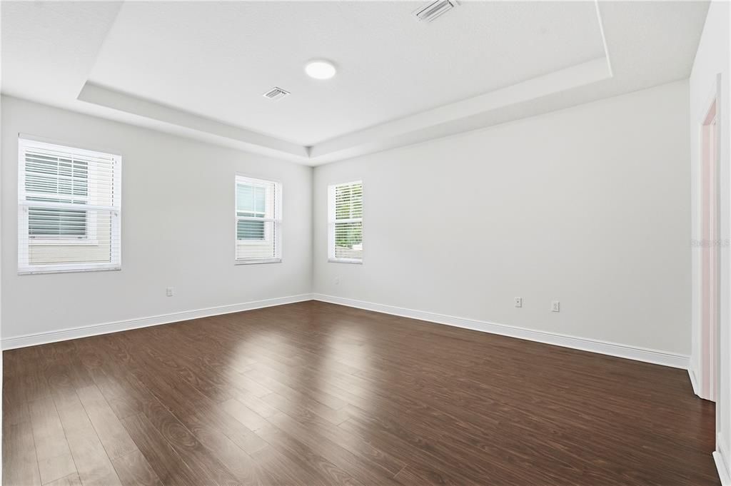 For Sale: $510,000 (3 beds, 3 baths, 2334 Square Feet)