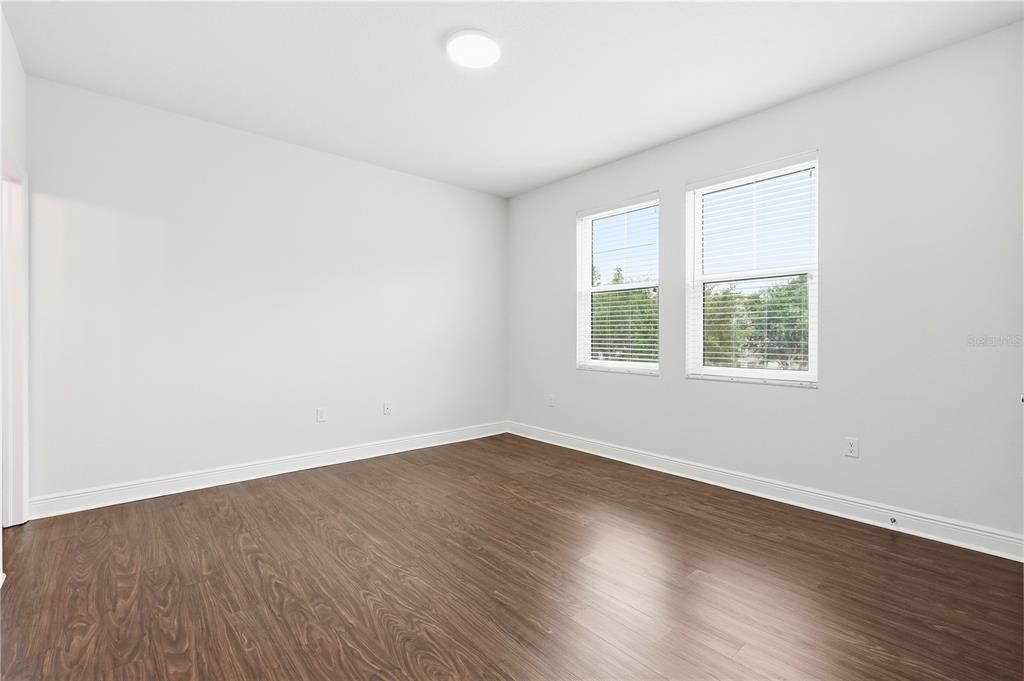 For Sale: $510,000 (3 beds, 3 baths, 2334 Square Feet)