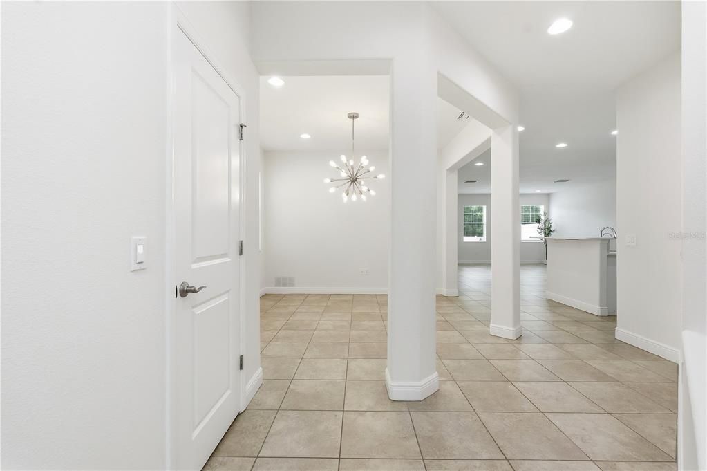 For Sale: $510,000 (3 beds, 3 baths, 2334 Square Feet)