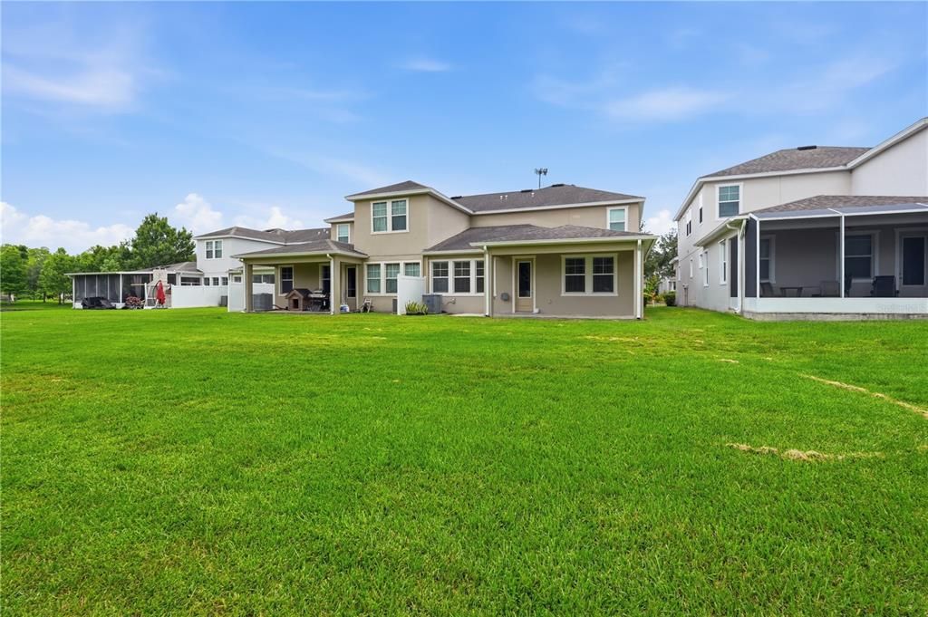 For Sale: $510,000 (3 beds, 3 baths, 2334 Square Feet)