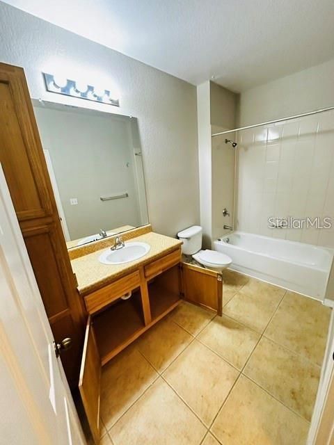 For Rent: $1,895 (3 beds, 2 baths, 1289 Square Feet)