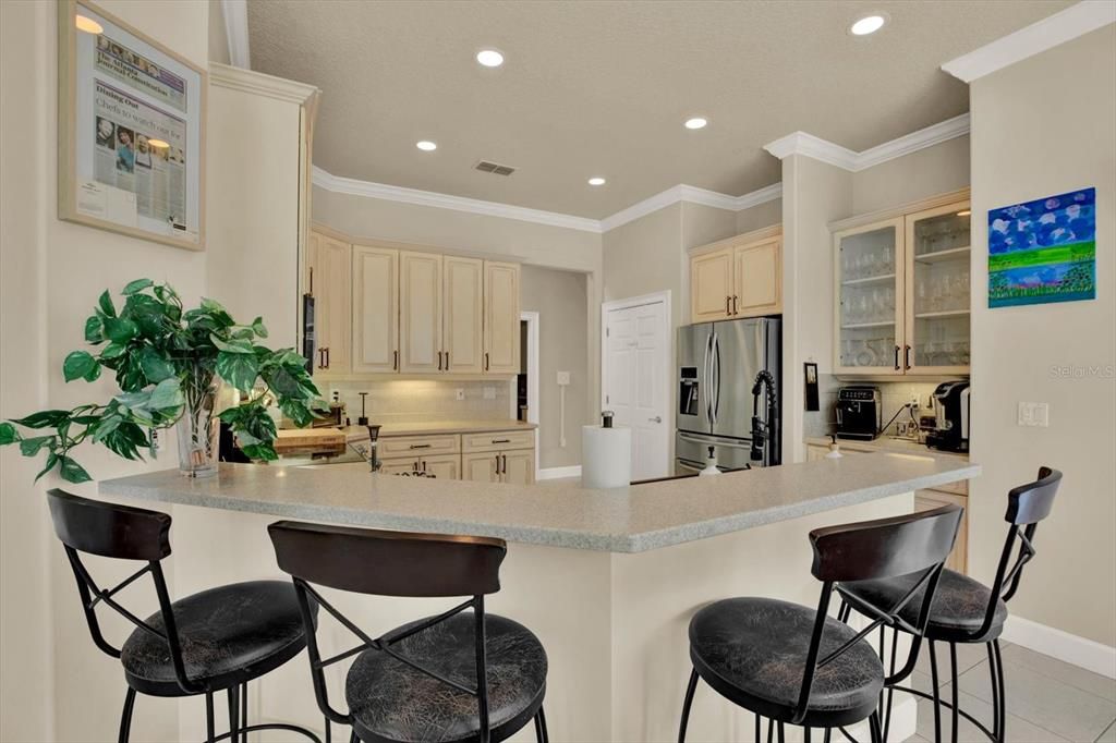 For Sale: $565,000 (3 beds, 3 baths, 2507 Square Feet)