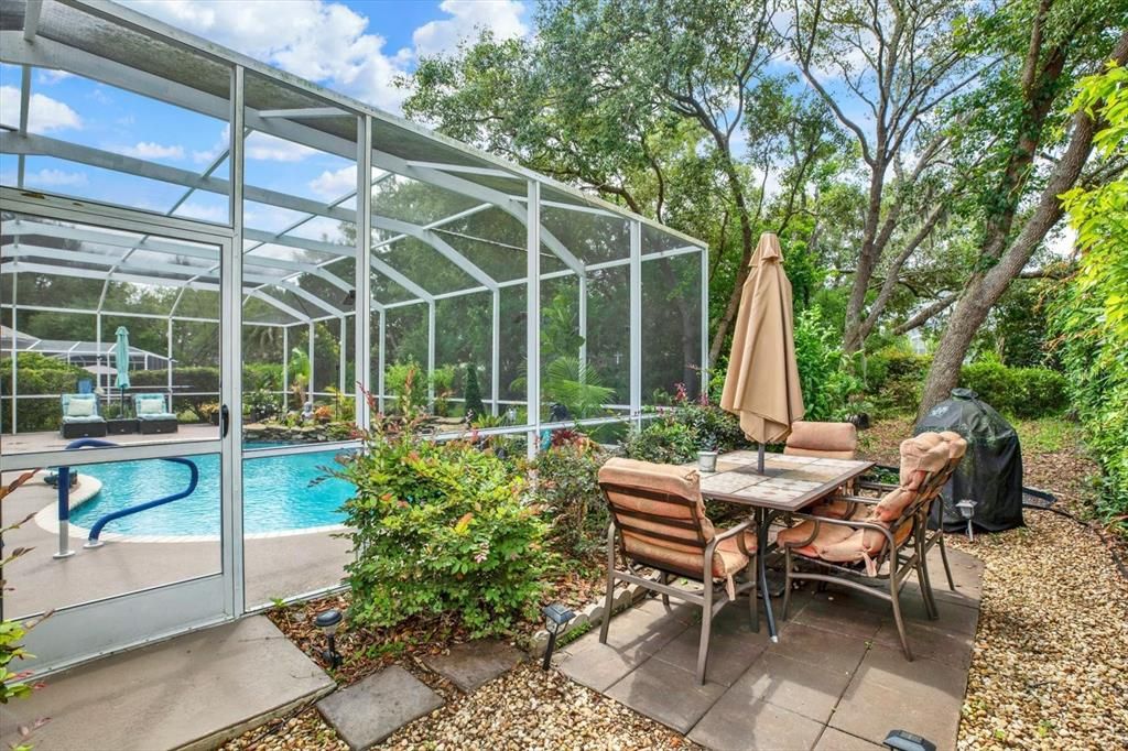 For Sale: $565,000 (3 beds, 3 baths, 2507 Square Feet)