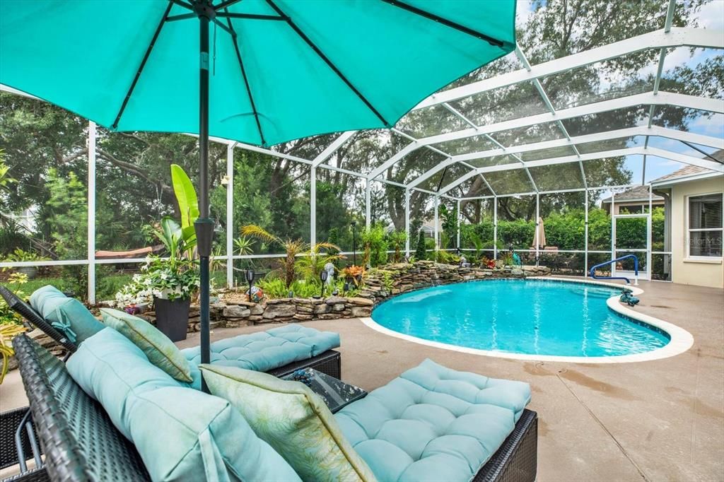 For Sale: $565,000 (3 beds, 3 baths, 2507 Square Feet)