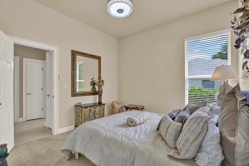 For Sale: $565,000 (3 beds, 3 baths, 2507 Square Feet)