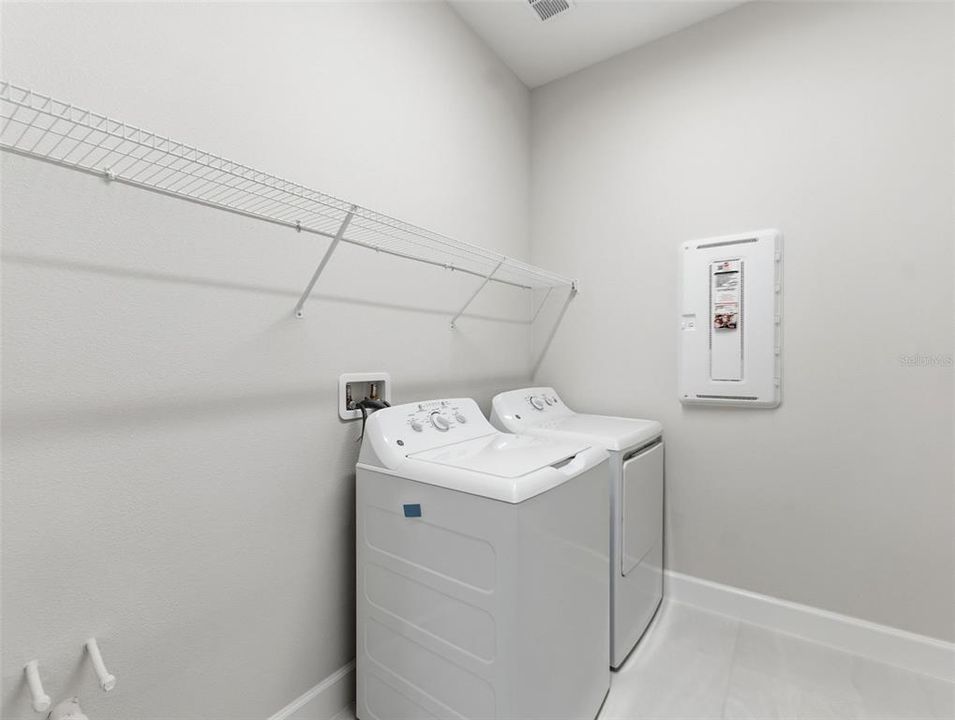 For Sale: $846,900 (3 beds, 3 baths, 2788 Square Feet)