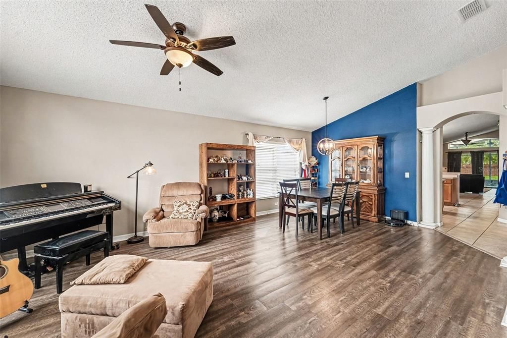 For Sale: $490,000 (4 beds, 2 baths, 2180 Square Feet)