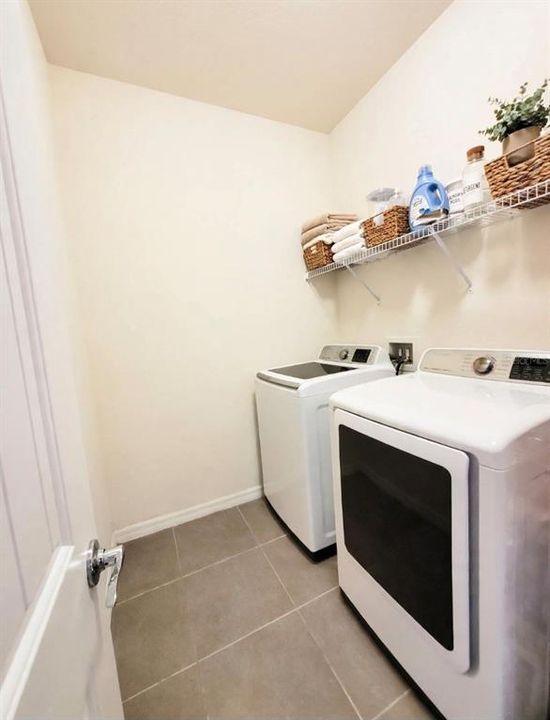 En Renta: $2,290 (2 camas, 2 baños, 1816 Pies cuadrados)
