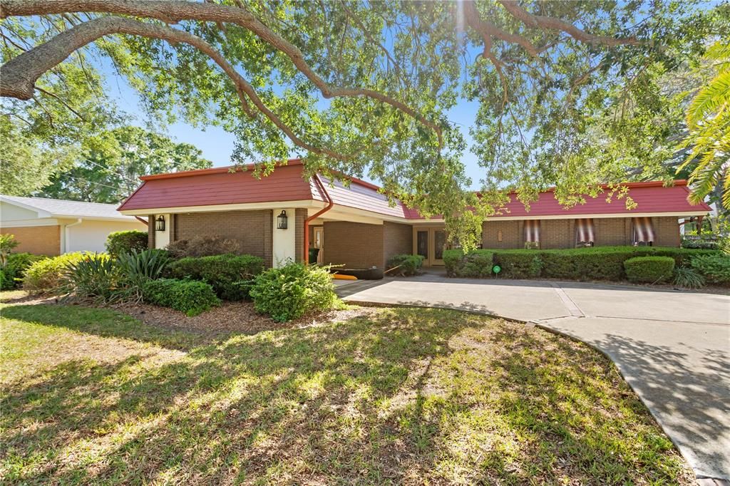 En Venta: $750,000 (5 camas, 2 baños, 2484 Pies cuadrados)