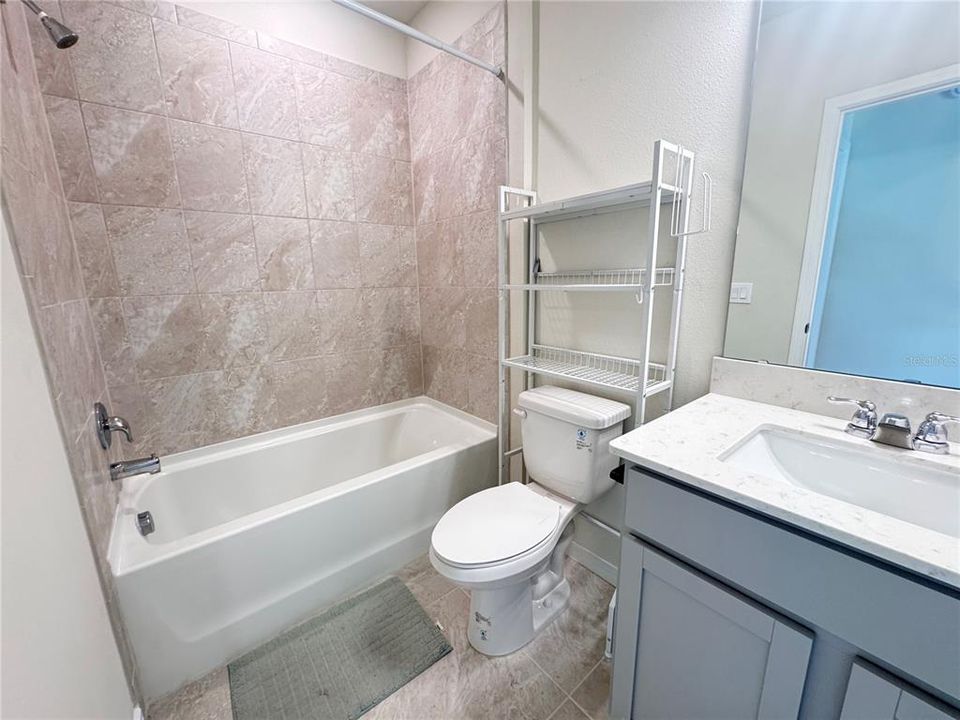 В аренду: $2,800 (5 спален, 3 ванн, 2504 Квадратных фут)