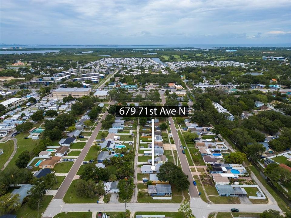 En Venta: $275,000 (1 camas, 2 baños, 760 Pies cuadrados)