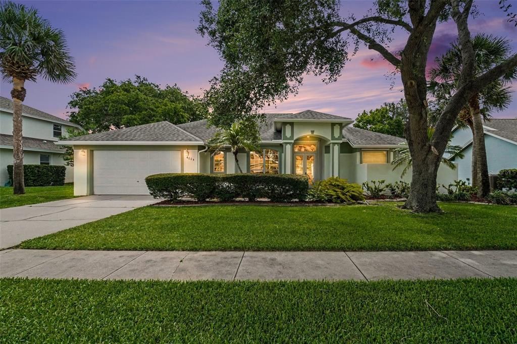 Recently Sold: $459,000 (3 beds, 2 baths, 2084 Square Feet)