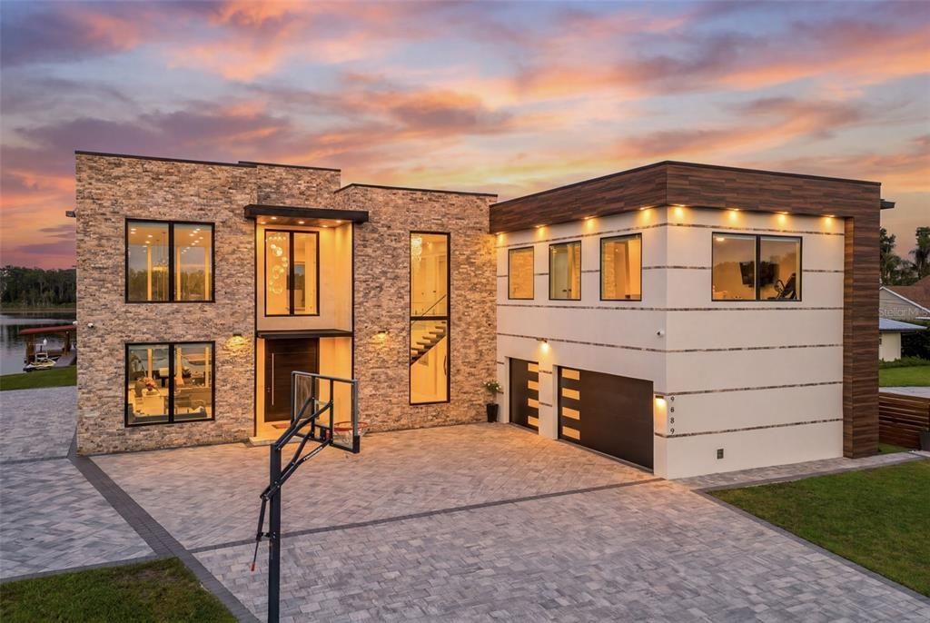 На продажу: $2,790,000 (5 спален, 6 ванн, 5638 Квадратных фут)