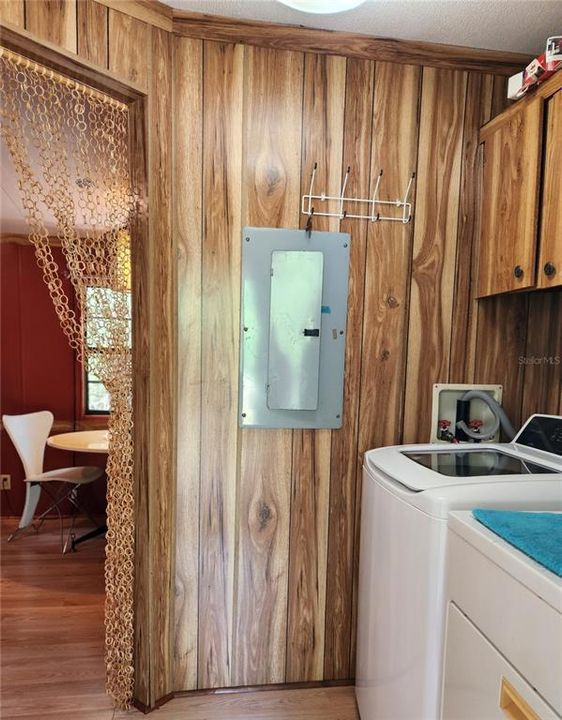 На продажу: $155,000 (2 спален, 2 ванн, 924 Квадратных фут)