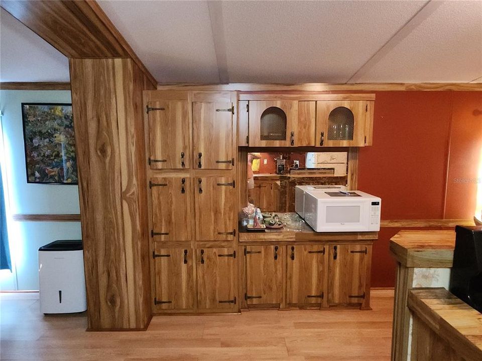 На продажу: $155,000 (2 спален, 2 ванн, 924 Квадратных фут)